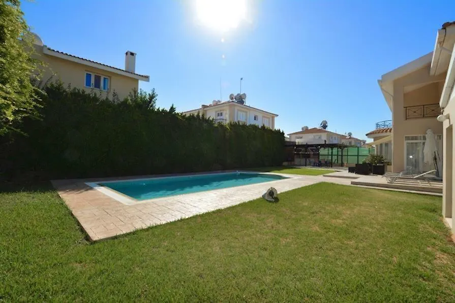 Villa Daryah Sirina Bay 프로타라스